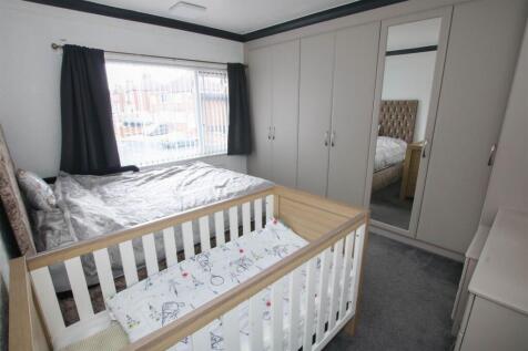 BEDROOM 1 FRONT