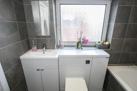 HOUSE BATHROOM