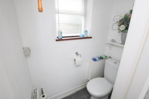 GROUND FLOOR WC
