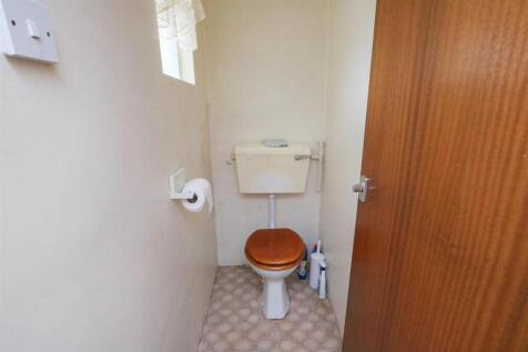 GROUND FLOOR STORE/WC