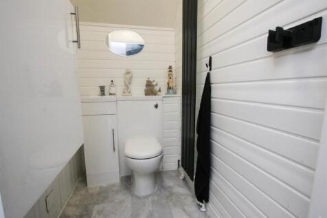 GROUND FLOOR WC
