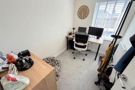 BEDROOM 3