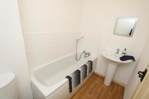 HOUSE BATHROOM