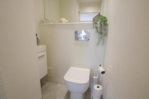 GROUND FLOOR WC