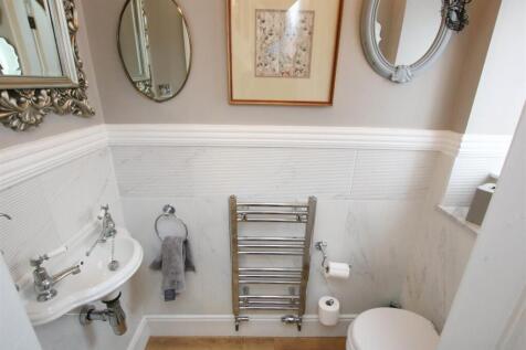 GROUND FLOOR WC