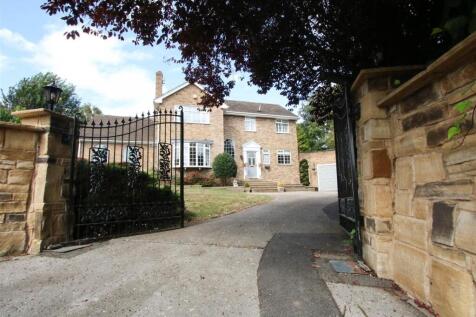 FRONT DRIVEWAY