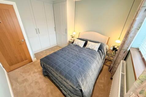 PRINCIPLE BEDROOM
