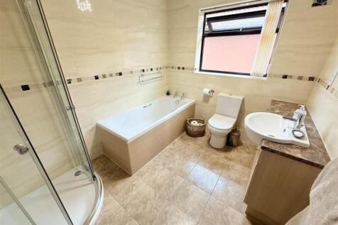 HOUSE BATHROOM