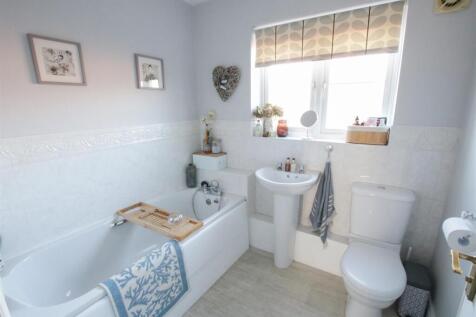 HOUSE BATHROOM