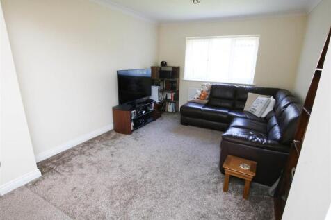 LIVING/SITTING AREA