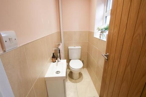 GROUND FLOOR WC