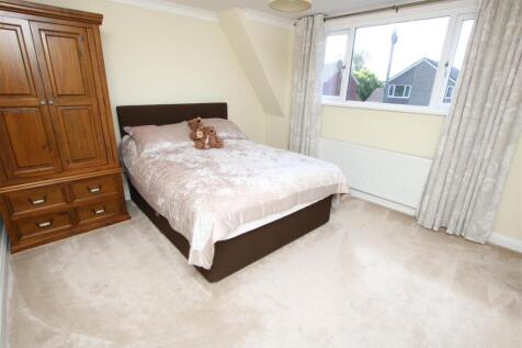 BEDROOM 2 FRONT