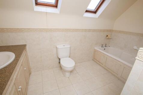 HOUSE BATHROOM