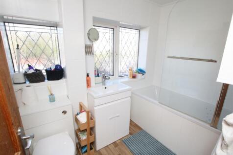 HOUSE BATHROOM