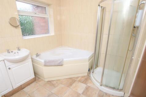 HOUSE BATHROOM