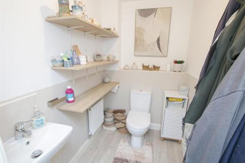 GROUND FLOOR WC