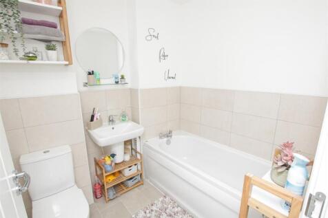 HOUSE BATHROOM