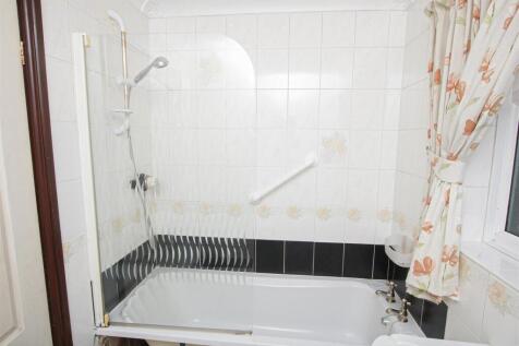 HOUSE BATHROOM