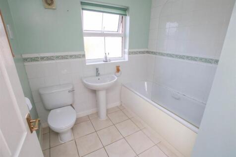 HOUSE BATHROOM