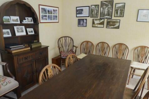 Nyth Lodge Dining Room