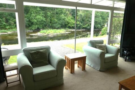 Nyth Lodge Living Room