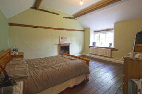 00bedroom 1.jpg