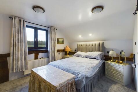 Bedroom 2.jpg