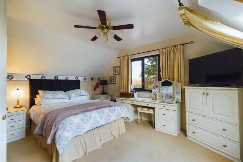 Bedroom.jpg