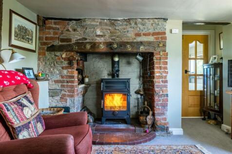0150WellCottage_Image23.jpg