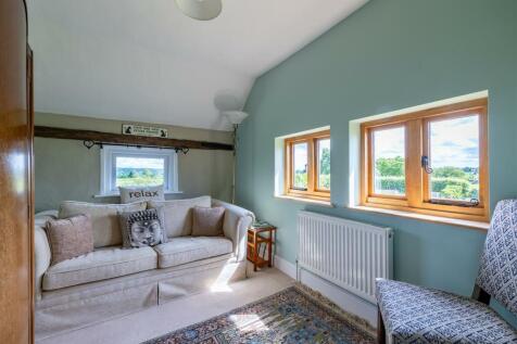 0150WellCottage_Image33.jpg