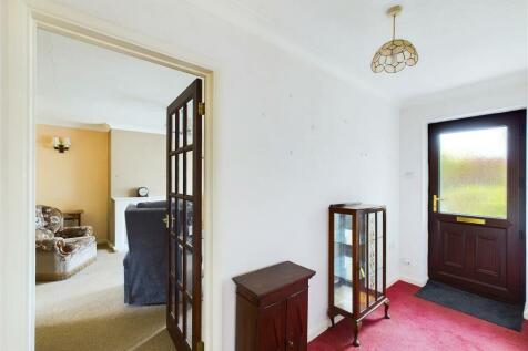 CAM02803G0-PR0098-STILL013.jpg