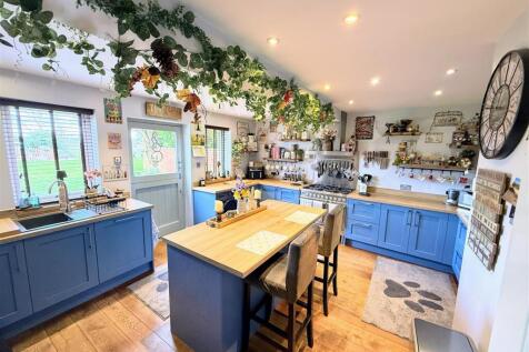 Kitchen Photo Requested.jpg