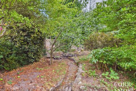 CAM02803G0-PR0211-STILL024.jpg