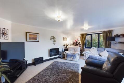 Living room.jpg