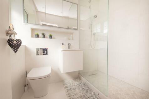 Ensuite Shower Room