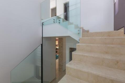 Property Image 129