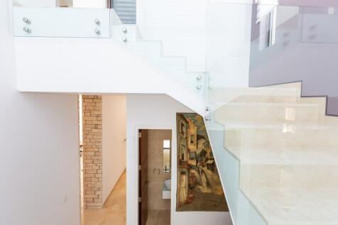 Property Image 131