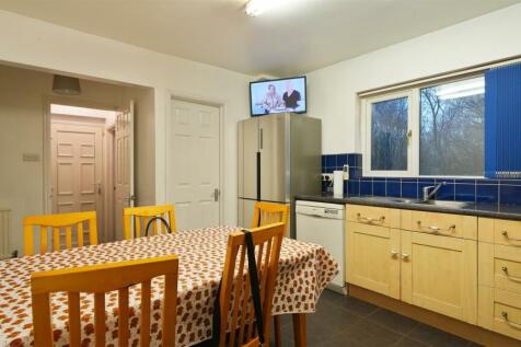 28BeaumontCres-11.jpg