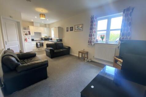 OPEN PLAN RECEPTION