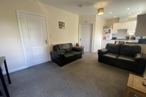 OPEN PLAN RECEPTION