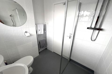 WET ROOM