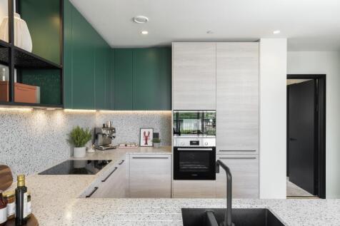 Poplar Riverside- show apartment (4).jpg