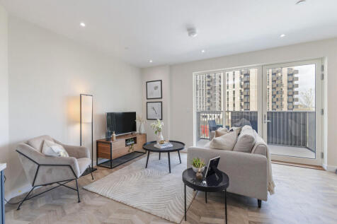 90846_Show-Apartment  (4)ENH_low.jpg