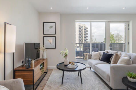 90846_Show-Apartment  (5)ENH_low.jpg