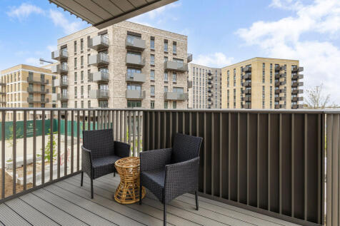 90846_Show-Apartment  (39)_low.jpg