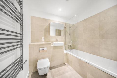 Dockley Apartments 1 bed (3).jpg
