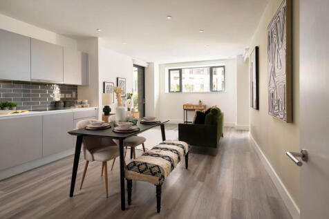 Flat 3 Web Res_001.jpg