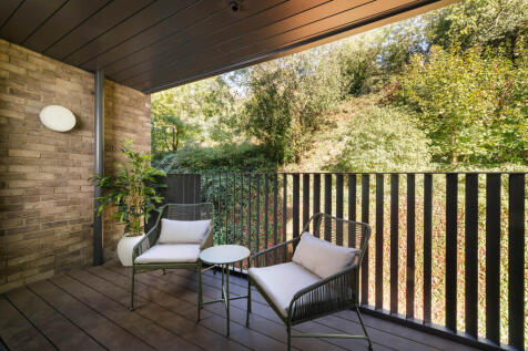 Flat 18_Web Res_038.jpg