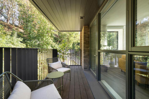 Flat 18_Web Res_037.jpg