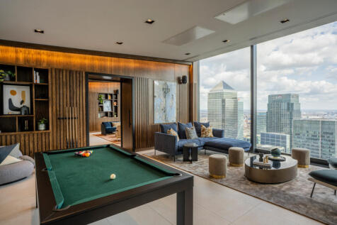 Club Lounge 3 (1).jpg